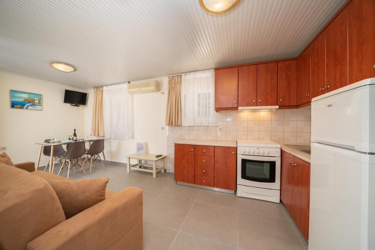 Makis Village-Apartments Agia Efimia Zewnętrze zdjęcie