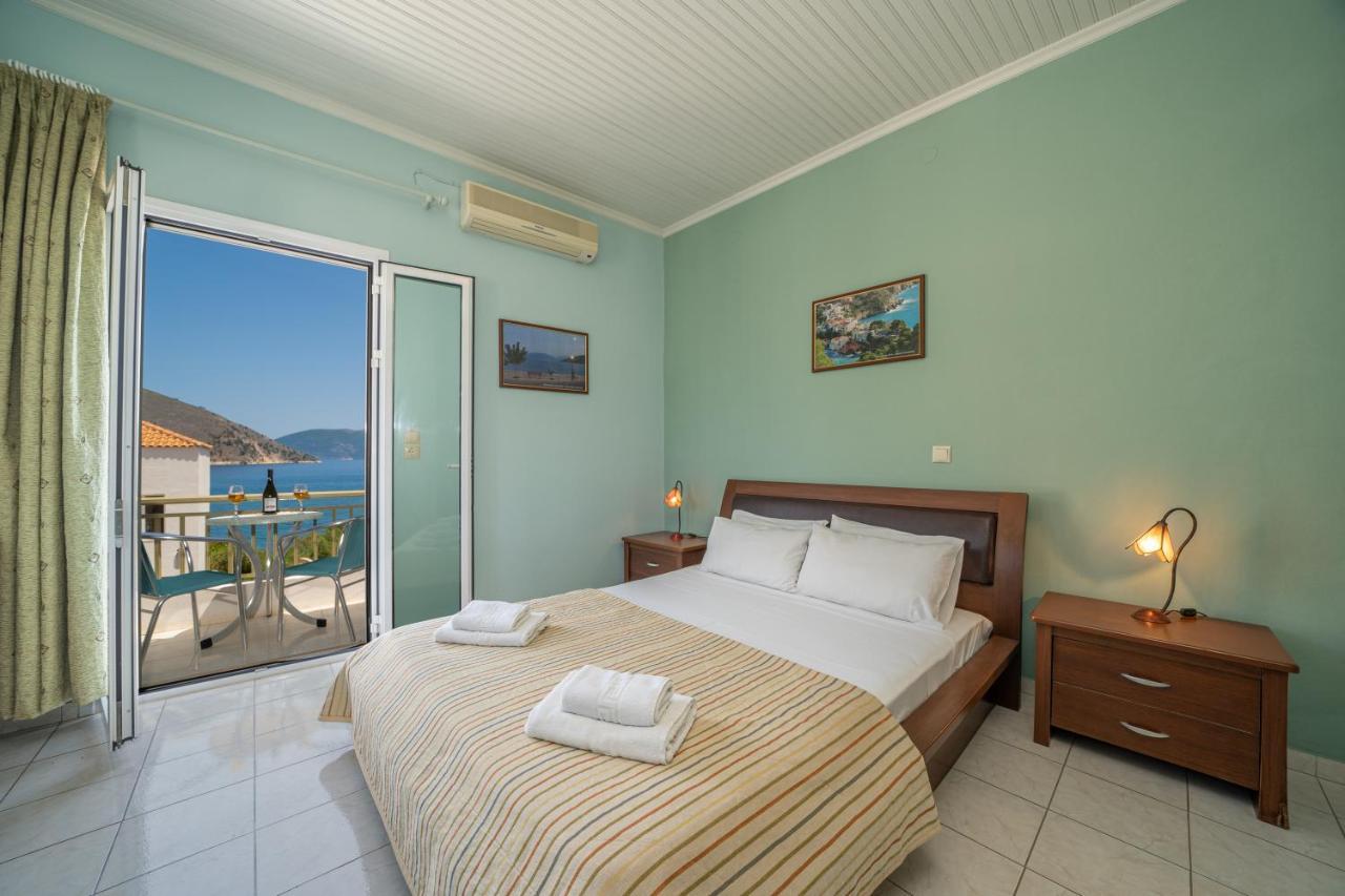 Makis Village-Apartments Agia Efimia Zewnętrze zdjęcie