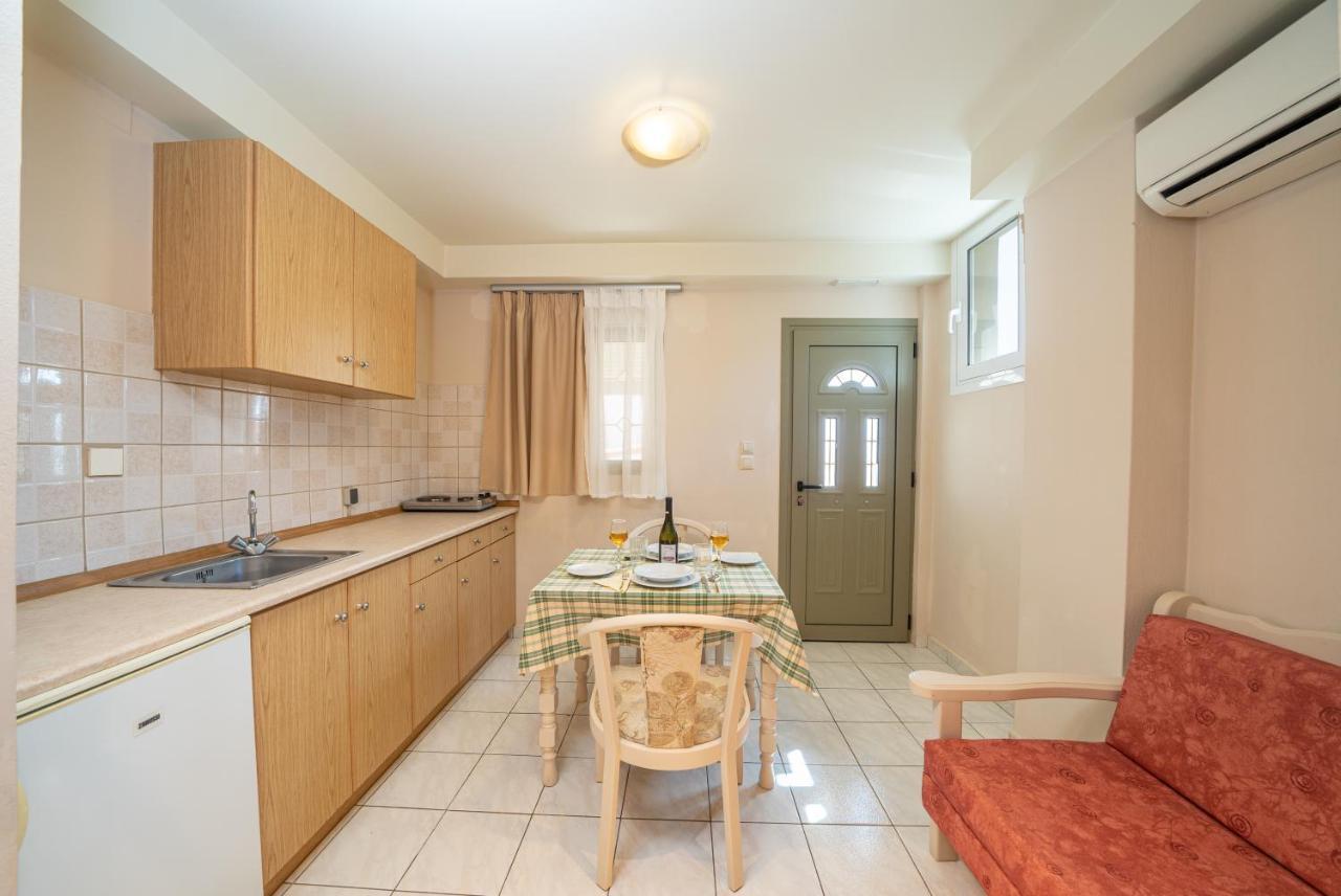 Makis Village-Apartments Agia Efimia Zewnętrze zdjęcie