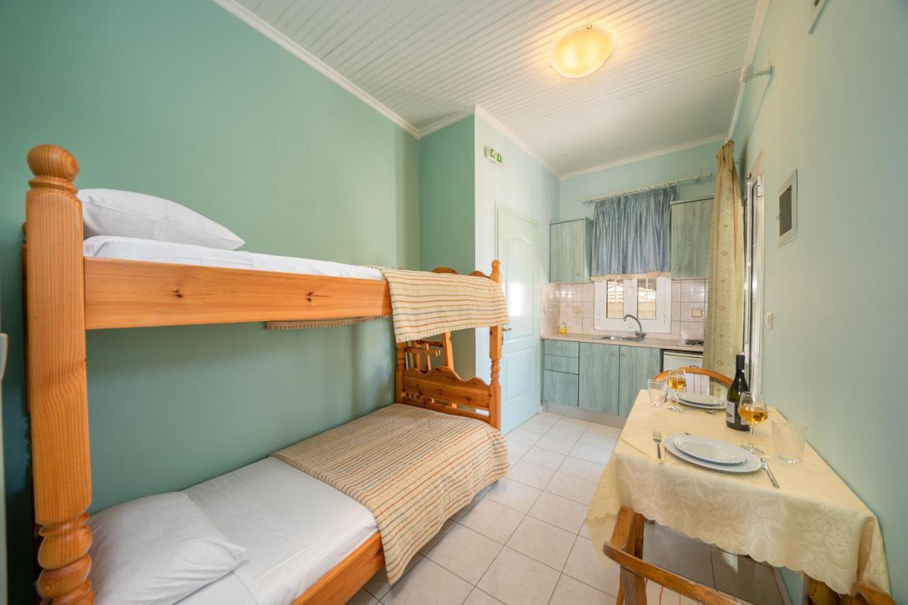 Makis Village-Apartments Agia Efimia Zewnętrze zdjęcie