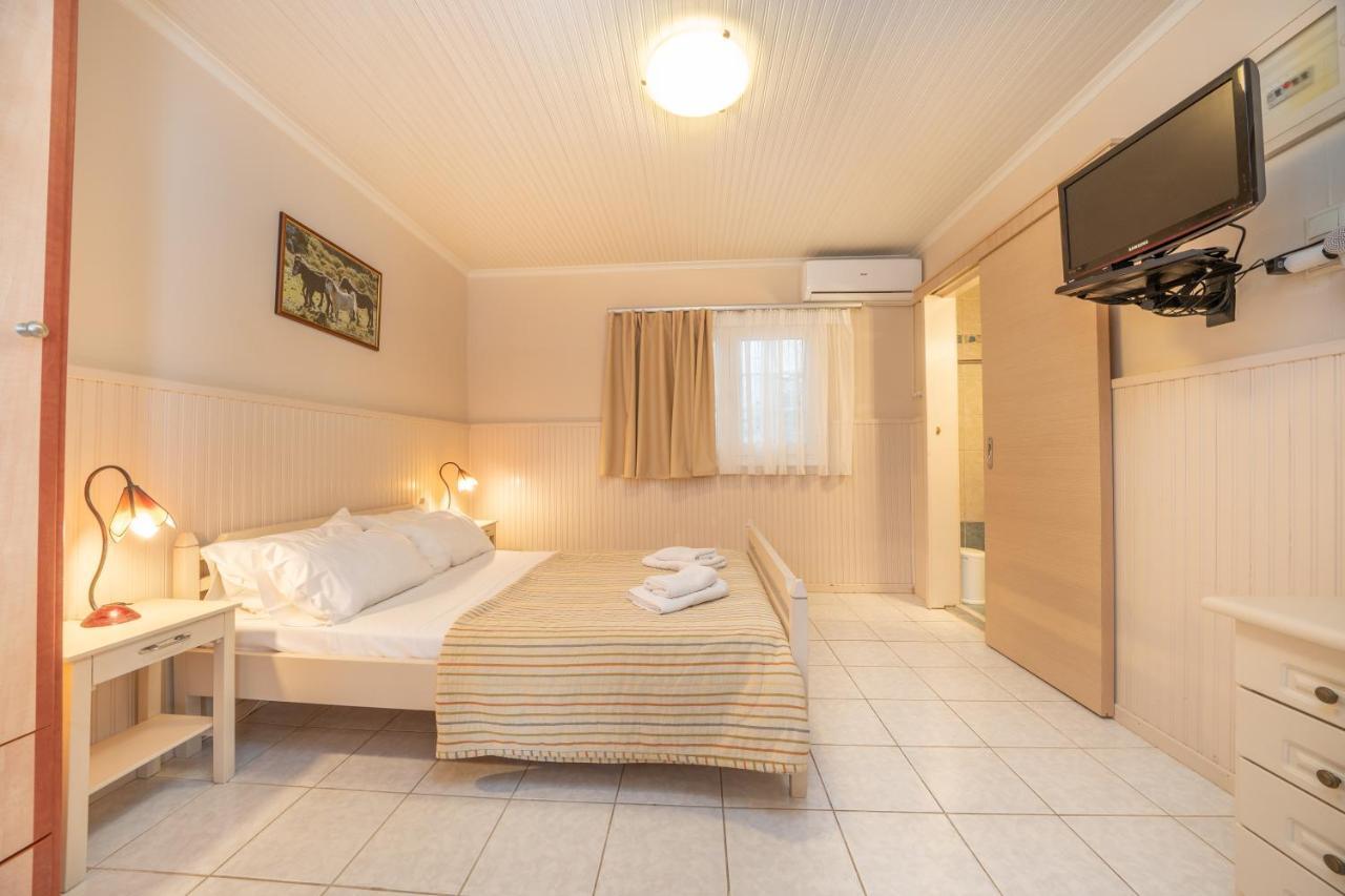 Makis Village-Apartments Agia Efimia Zewnętrze zdjęcie