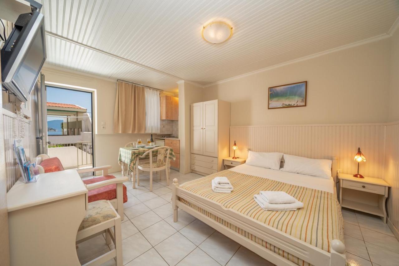 Makis Village-Apartments Agia Efimia Zewnętrze zdjęcie
